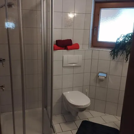 Sophie's Haus Semesterbostad Fügen